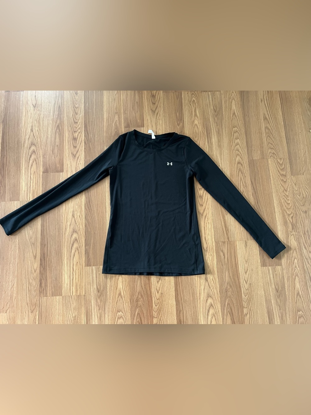 Under Armour Women's Black Long Sleeve Crew Performance Shirt